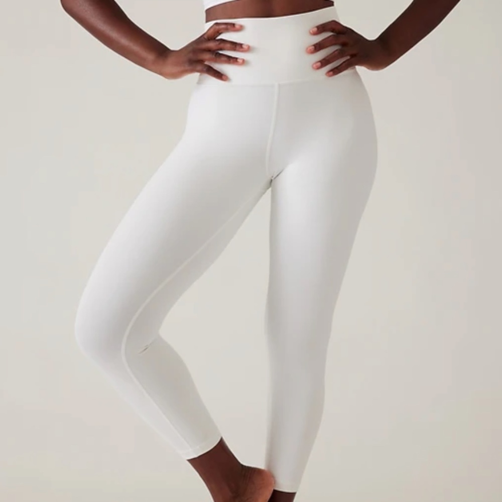 Athleta White Ultra High Rise Elation 7/8 Legging